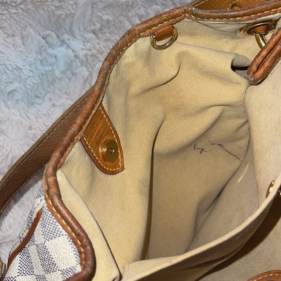 Louis Vuitton Galleria Gm Auth - Picture 8 of 12